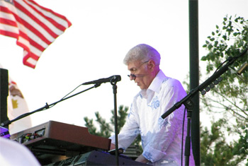 Dennis DeYoung in Elk Grove Village - July 31, 2012