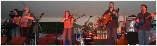 Eileen Ivers at Chicago Irish Fest - July 11, 2009.  Photo by James Fidler.