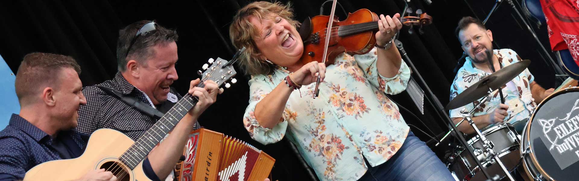 Eileen Ivers and band playing