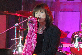 Pat Benatar in Elk Grove Village, IL - July 15, 2015