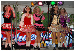 Eileen Ivers at Chicago Irish Fest - July, 2009.  Photo by James Fidler.