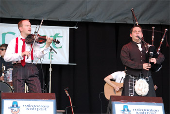 Kintra at Milwaukee Irish Fest - August 19, 2011.  Photo by James Fidler.