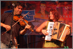 Vishten at Milwaukee Irish Fest - August 15, 2009.  Photo by James Fidler.