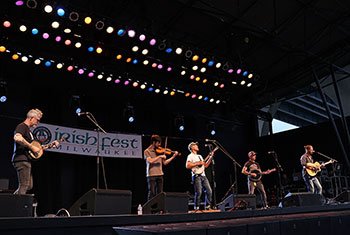 Gadan with Enda Scahill and Hillary Klug at Milwaukee Irish Fest - August 16, 202