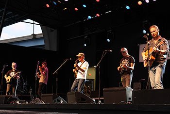 Gadan with Enda Scahill and Hillary Klug at Milwaukee Irish Fest - August 16, 202