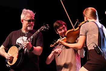 Gadan with Enda Scahill and Hillary Klug at Milwaukee Irish Fest - August 16, 202