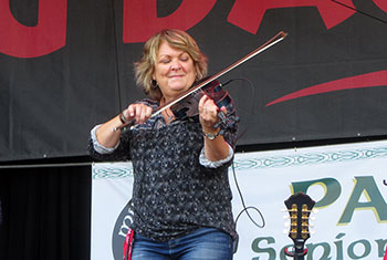 Eileen Ivers at Milwaukee Irish Fest - August 21, 2022