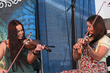 Kane Sisters in Concert