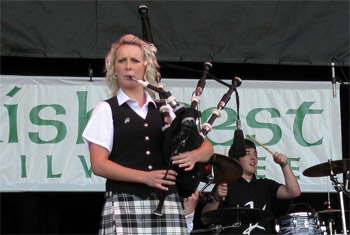 Kintra at Milwaukee Irish Fest - August 19, 2011