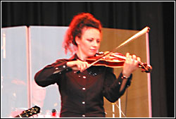 Leahy at Milwaukee Irish Fest - Sunday, August 17, 2003