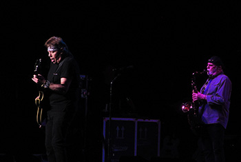 George Thorogood in Concert