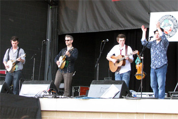 We Banjo 3 at Milwaukee Irish Fest - August 18, 2012