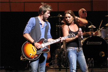 Gretchen Wilson at Chicago Country Music Festival - October 8, 2010