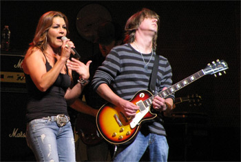 Gretchen Wilson at Chicago Country Music Festival - October 8, 2010