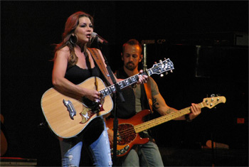 Gretchen Wilson at Chicago Country Music Festival - October 8, 2010