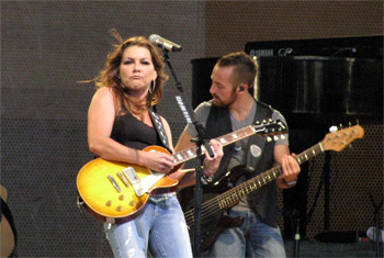 Gretchen Wilson at Chicago Country Music Festival - October 8, 2010