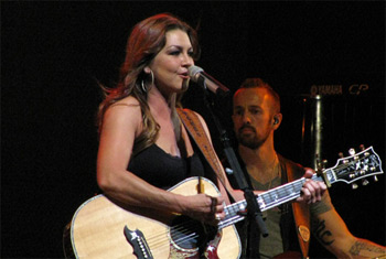 Gretchen Wilson at Chicago Country Music Festival - October 8, 2010