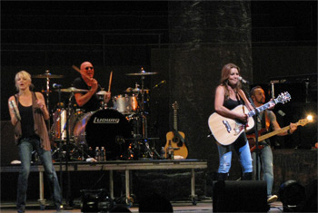 Gretchen Wilson at Chicago Country Music Festival - October 8, 2010